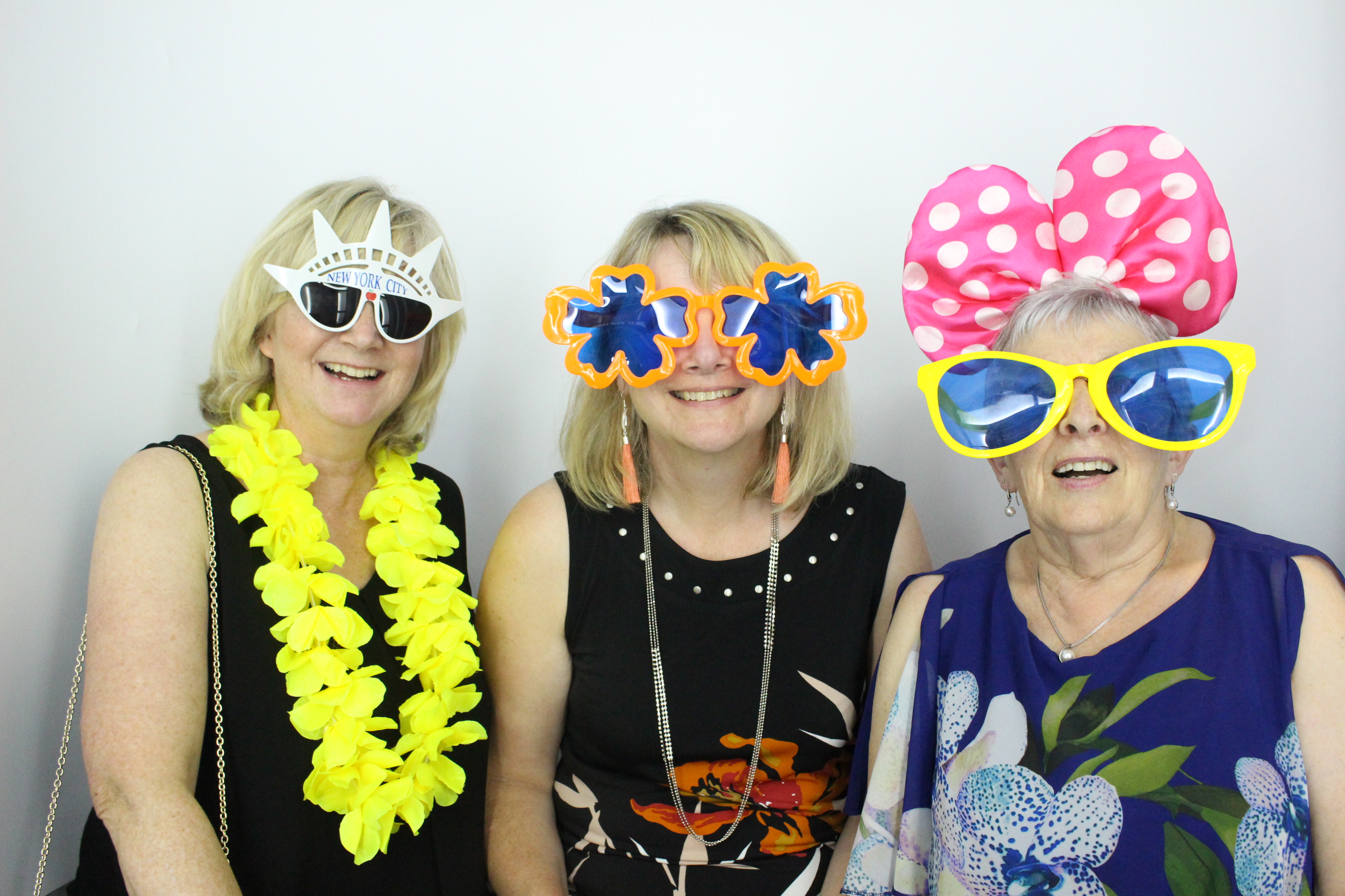Gary & Debbies Wedding | View more photos from the event at gallery.myphotoboothexperience.co.uk/u/MyPhotoBoothExperienceLtd/Gary-Debbies-Wedding